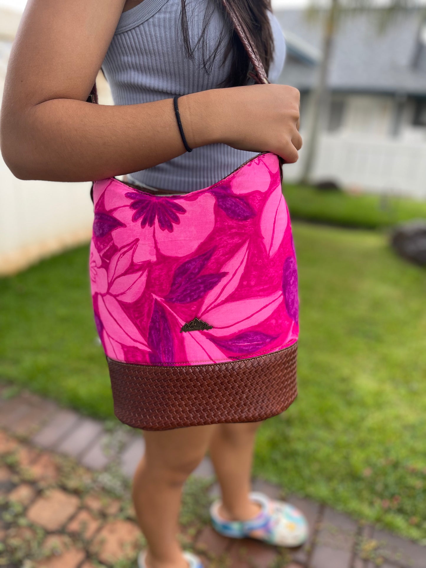 Vintage Hawaiian Bucket Bag