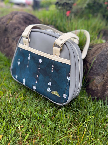 Pakalana Bowler Bag