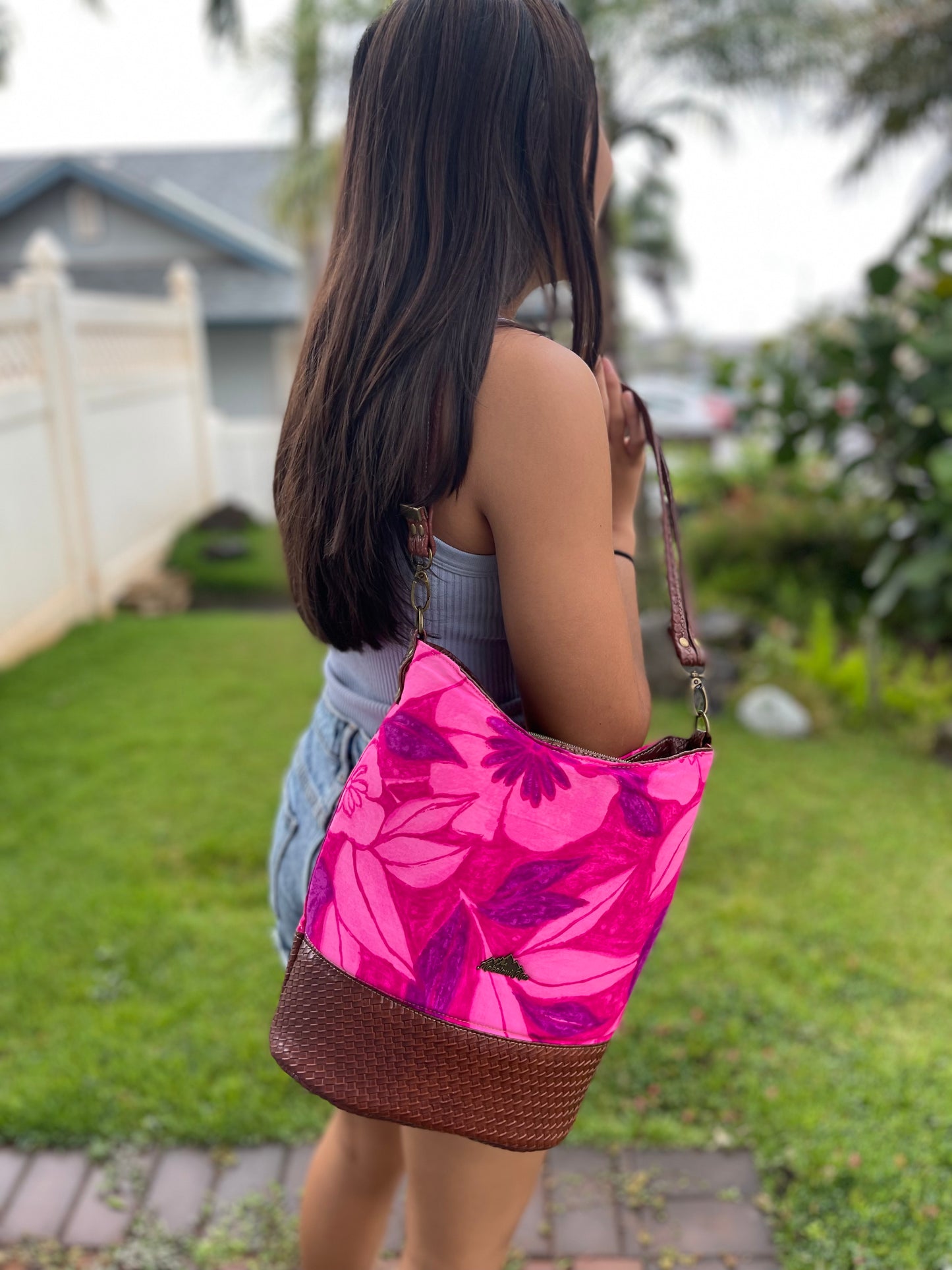 Vintage Hawaiian Bucket Bag