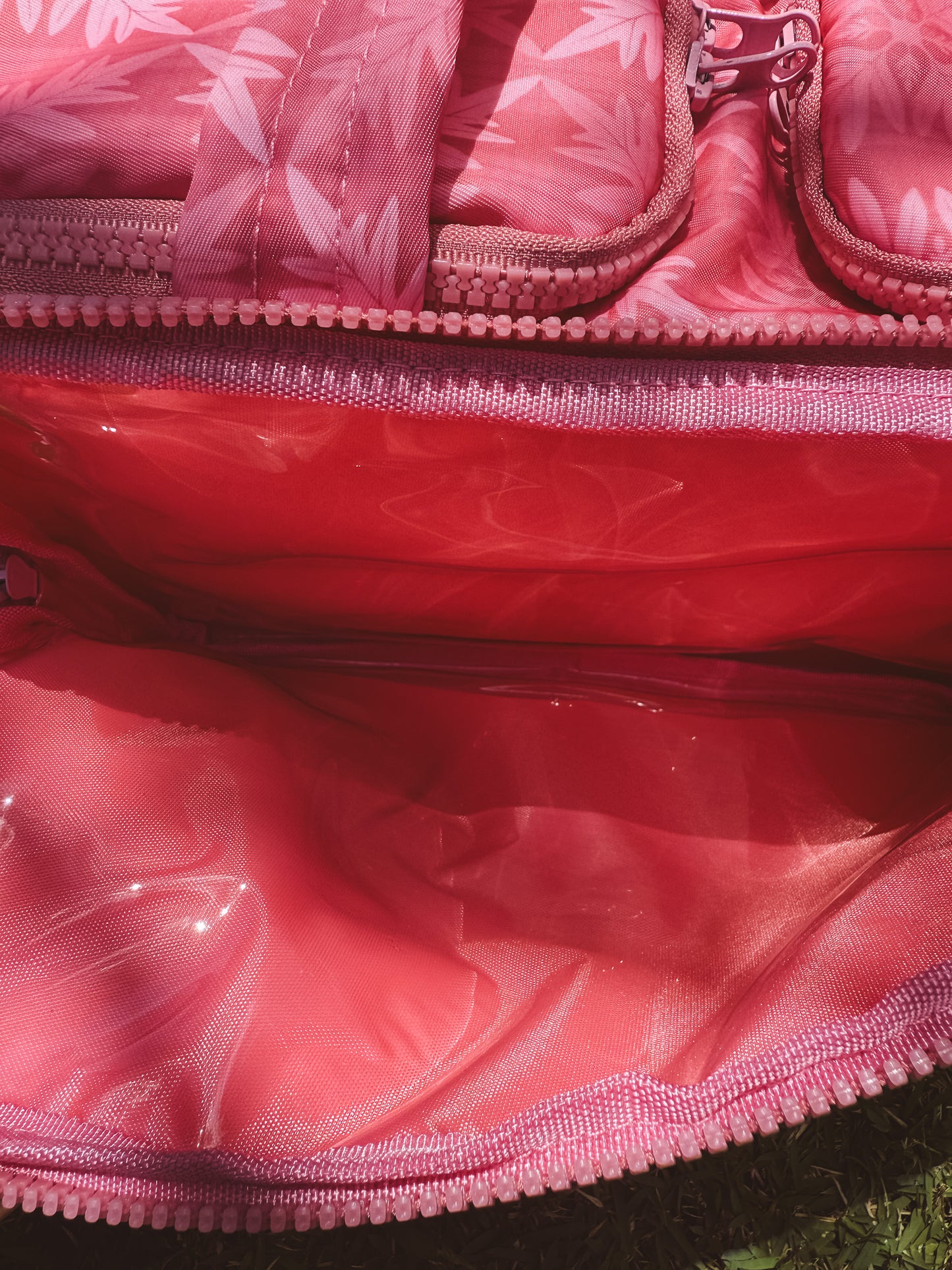 Makalani Mea Multi-Compartment Toiletry Bag