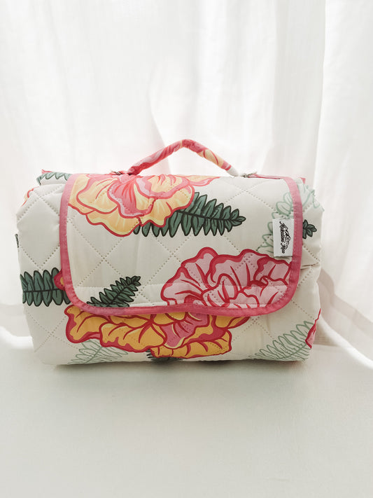 Hibiscus & Kupukupu Beach Mat