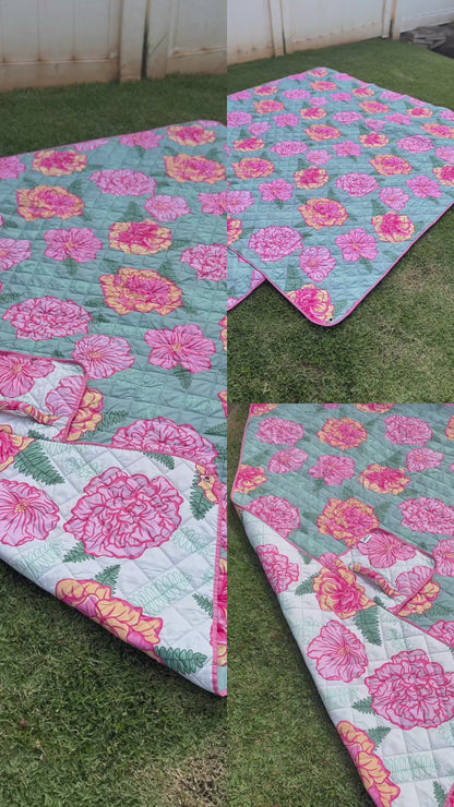 Hibiscus & Kupukupu Beach Mat
